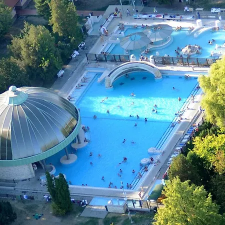 Apartman Aranyvár *