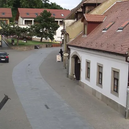 Aranyvar Apartment
