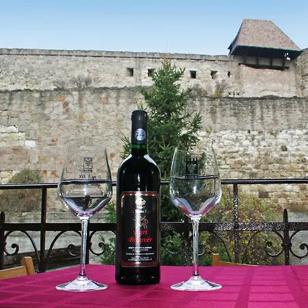 Aranyvar