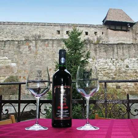 Aranyvar